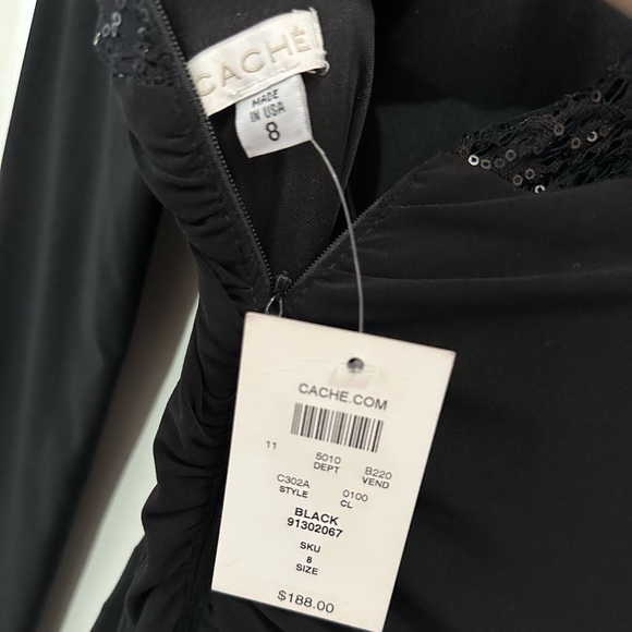 Little black dress with long sleeve and lace cut out - Picture 6 of 6